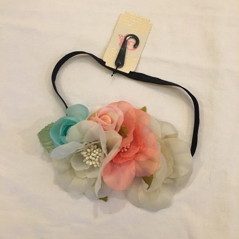 NWT~Floral Headband